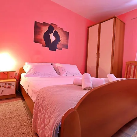 Semesterbostad Damjanovic By Interhome Prigradica