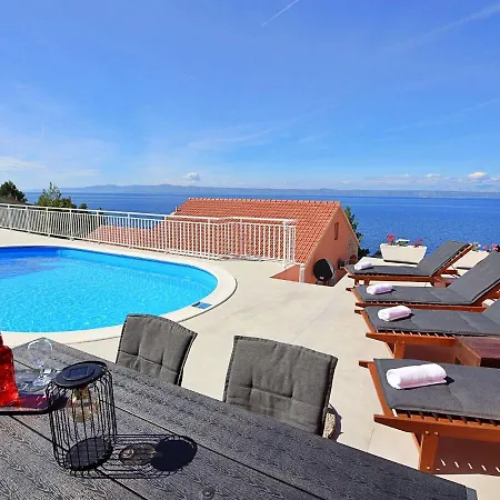 Damjanovic By Interhome