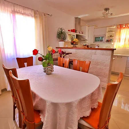 Damjanovic By Interhome Hébergement de vacances *