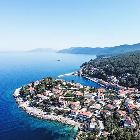 Damjanovic By Interhome Nyaraló *