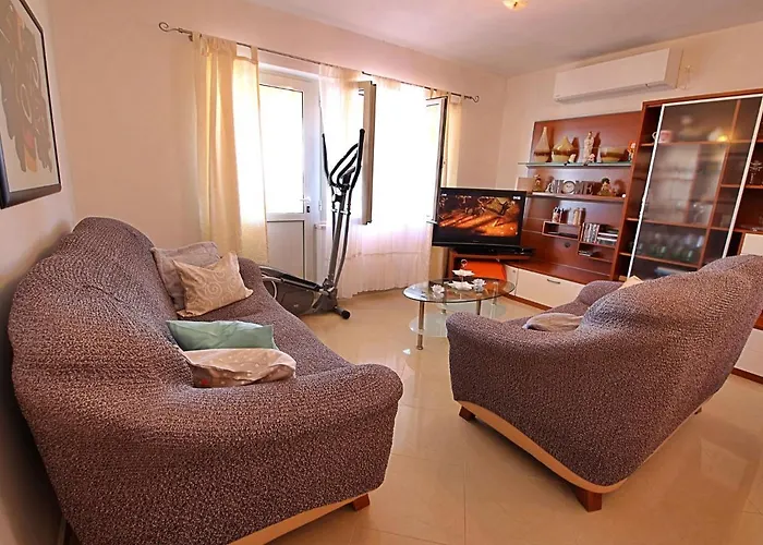 Damjanovic By Interhome Prigradica